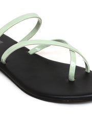 Trends & Trades Self Design Flats Casual Sandal For Women Green And Black